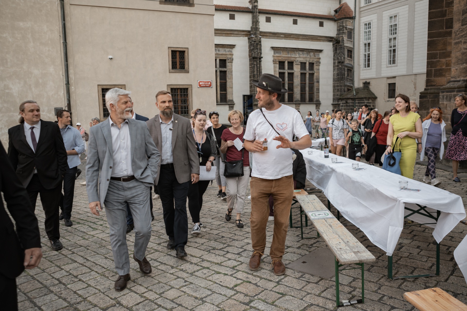Photography 1 of project Long table around st. Vitus Cathedral